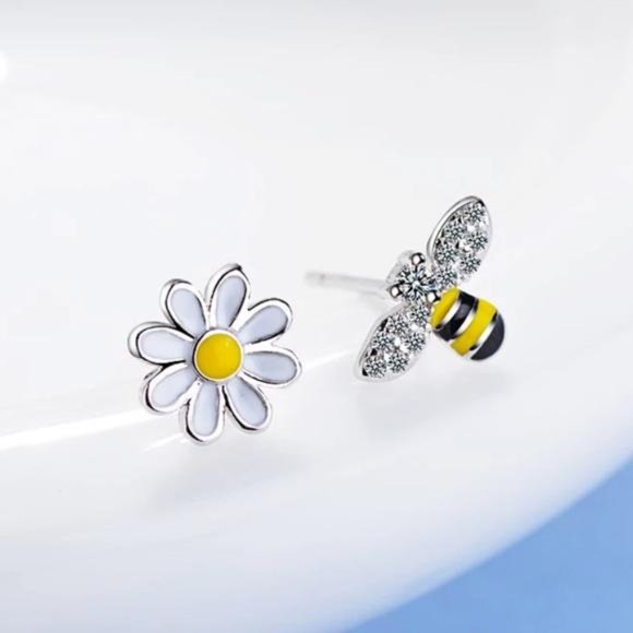 NEW 925 SILVER BEE SUN FLOWER DIAMOND EARRINGS, NICE EARRINGS, CUTE EARRINGS - Picture 3 of 8